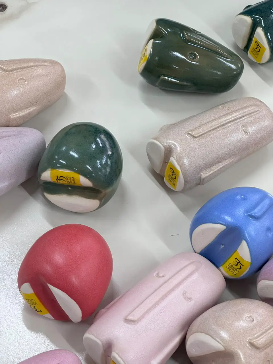 Personajes llamados Cidenses elaborados en cerámica